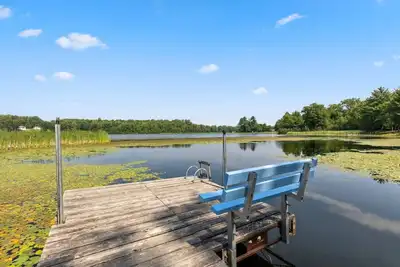 Image de Maple Lake Hideaway!