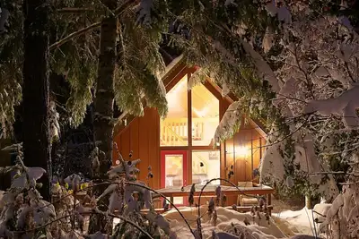 Image de Beautiful Cabin With Partial Views of Mt. Adams