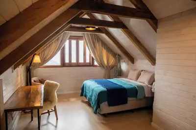 Image de Surreal View - Wolken Haus Mountain House