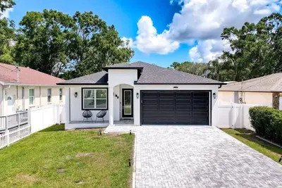 Image de Luxury Tampa Escape • New Build w/ Chefs Kitchen