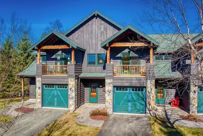 Image de Luxury Riverbend Townhome