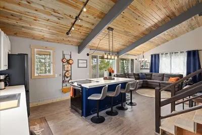 Image de Mountain Cabin - Close to Town - Pups Welcome
