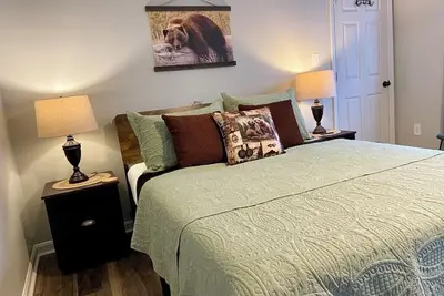 Image de Family Friendly-Queen beds- Large deck-Spacious kitchen