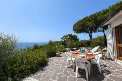 Villetta Fonza, with a wonderful sea view!