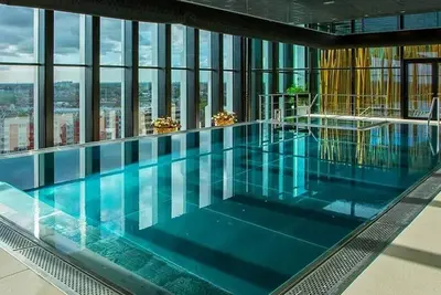 Wellness Escape in Leiden with Swimming Pool and Scenic Routes