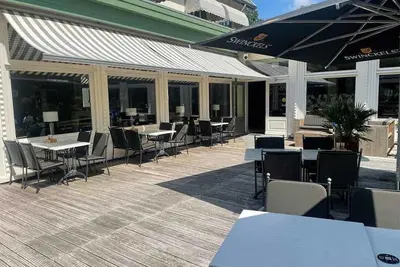 Convenient Location! Outdoor Pool, Free Parking! Close to Groninger Museum