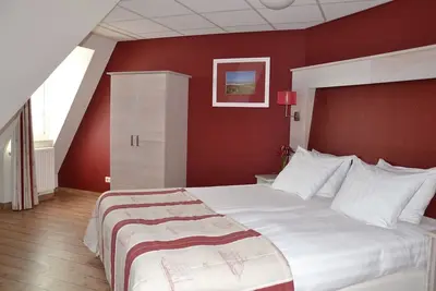 Image de Coastal Comfort: Sauna & Steam Room Near Beach! Free Breakfast