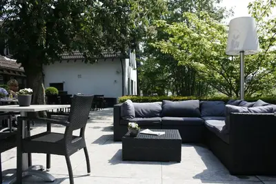 Image de Free Parking Retreat with Pool, Terrace Dining & Scenic Bicycle Trails Nearby