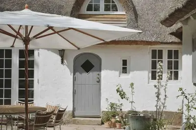 Image de Peace in beautifully renovated country.