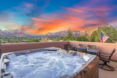 Image de New| Luxe Sycamore Canyon Retreat |Hot Tub|Firepit
