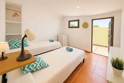 Image de Unique space with private bathroom in a country house