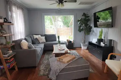 Image de This house is a 3 bedroom(s), 3 bathrooms, located in Bandera, Tx.