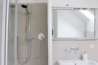 Image de 90 sqm apartment suitable for family