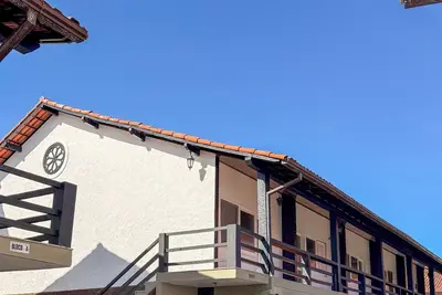 Image de Apartment steps from the beach with, Sauna, gourmet barbecue, Paradise!