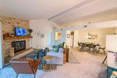 Image de Margaritaville Putters Paradise-2Bed/2Bath/Grill/Firepit/Golfcourseview-Sleeps 10pp