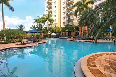 Image de Wyndham Palm Aire Resort Studio – Cozy Spa Retreat Near Beach & Golf