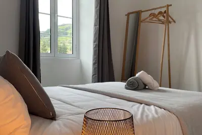 Image de Spacious 2-bedroom duplex apartment with everything you need to spend a few days!