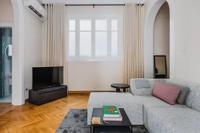 Image de Downtown Tahrir, 2bd apartment