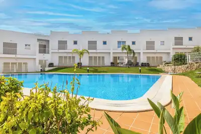 Image de New! Stunning Dk Stays Residences, Moments From Central Albufeira