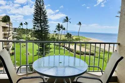 Image de Hotel-zoned! Oceanfront Paradise - Menehune Shores 524