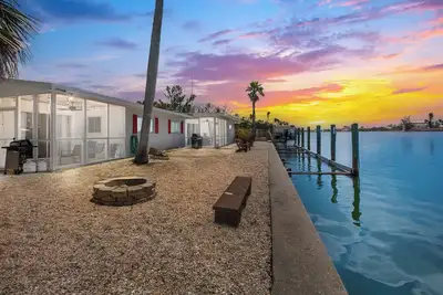 Image de Bayfront Escape Dock and Dog-Friendly Charm