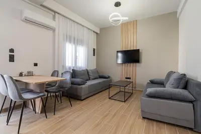 Image de Eleni Luxury Suites 1 by RentalsPro - Kallikrateia