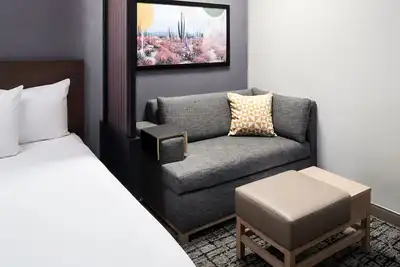 Image de Stylish Hyatt Place Tempe Stay – Pool, Gym, Walk to Campus & Mill Ave - 2 Units