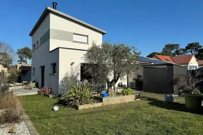 Image de maison bord de mer plages à pied idéal famille