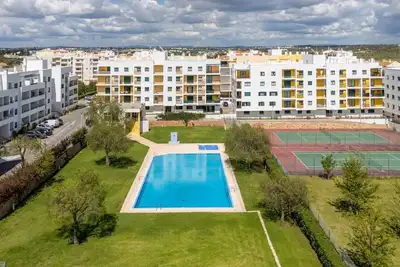 Image de Vila Nova Sunny 2br Apt with Pool by LovelyStay