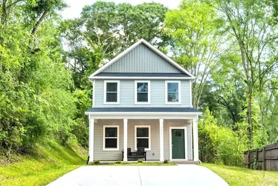 Image de Mh close to Charlotte airport, White Water Center