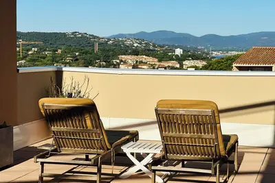 Image de Bel appartement avec toit terrasse à Saint-Tropez