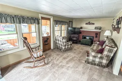 Image de Retro Moose Cottage - Home in Lake City