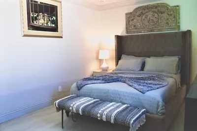 Image de Like 5 Stars Hotel 4 bedrooms, Lax, beaches, SOFi, Fourm
