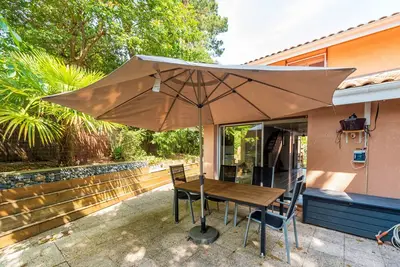 Image de Maison Au Calme à Capbreton - avec terrasse et climatisation