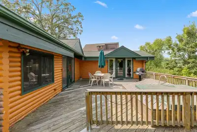 Image de Rustic 2br Cabin with Deck Overlooking Golf Course