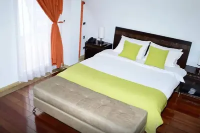 Image de 3 bedroom apartment #3