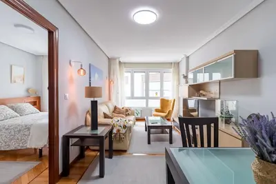 Image de Appartement 'Piso A' avec balcon et Wi-Fi