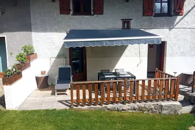 Image de Maison de vacances 'Le Chavannaclub' avec vue sur les montagnes, terrasse privée et Wi-Fi