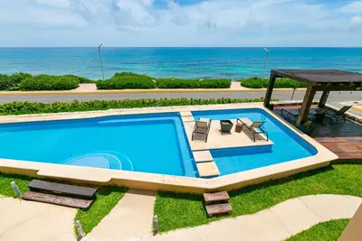 Image de Modern Ocean Front 2br Condo