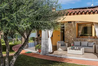 Image de Villa « Girasole » avec piscine privée, Wi-Fi et climatisation