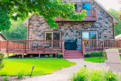 Image de New To Vrbo Beautiful beachfront 5-bedroom 3 1/2 bathroom home with Wifi and Ac.