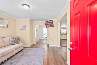 Image de Stay Near It All. Comfortably!