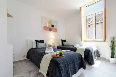 Image de Bright and Modern House w/ Terrace by Host Wise