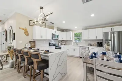 Image de Island Home w/ Game Room & Short Drive to Beach