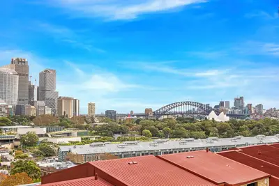 Image de 🌇 Sydney Views✨  2br Apartment in ‘Victoria Point’