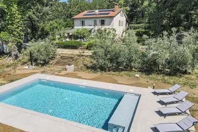 Image de Villa with pool in quiet & relaxing area at 6km from villages/shops/restaurants.