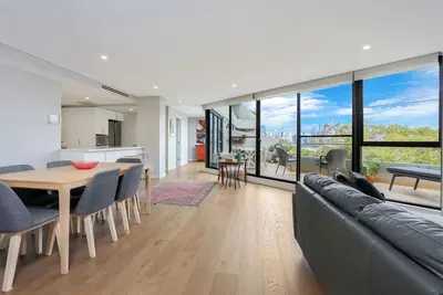 Image de Waverton Skyline Vista – City & Harbour Views