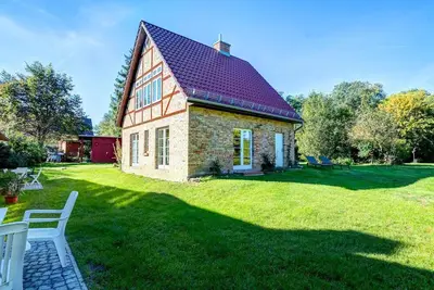 Image de Vacation home for up to 6 people; fireplace, large kitchen, garden - Katen am Schwanenteich