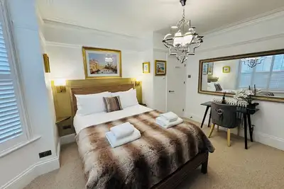 Image de Luxury 2 Bedroom Designer Flat with Private Garden