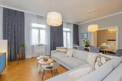 Image de Quercus - Downtown Elegance